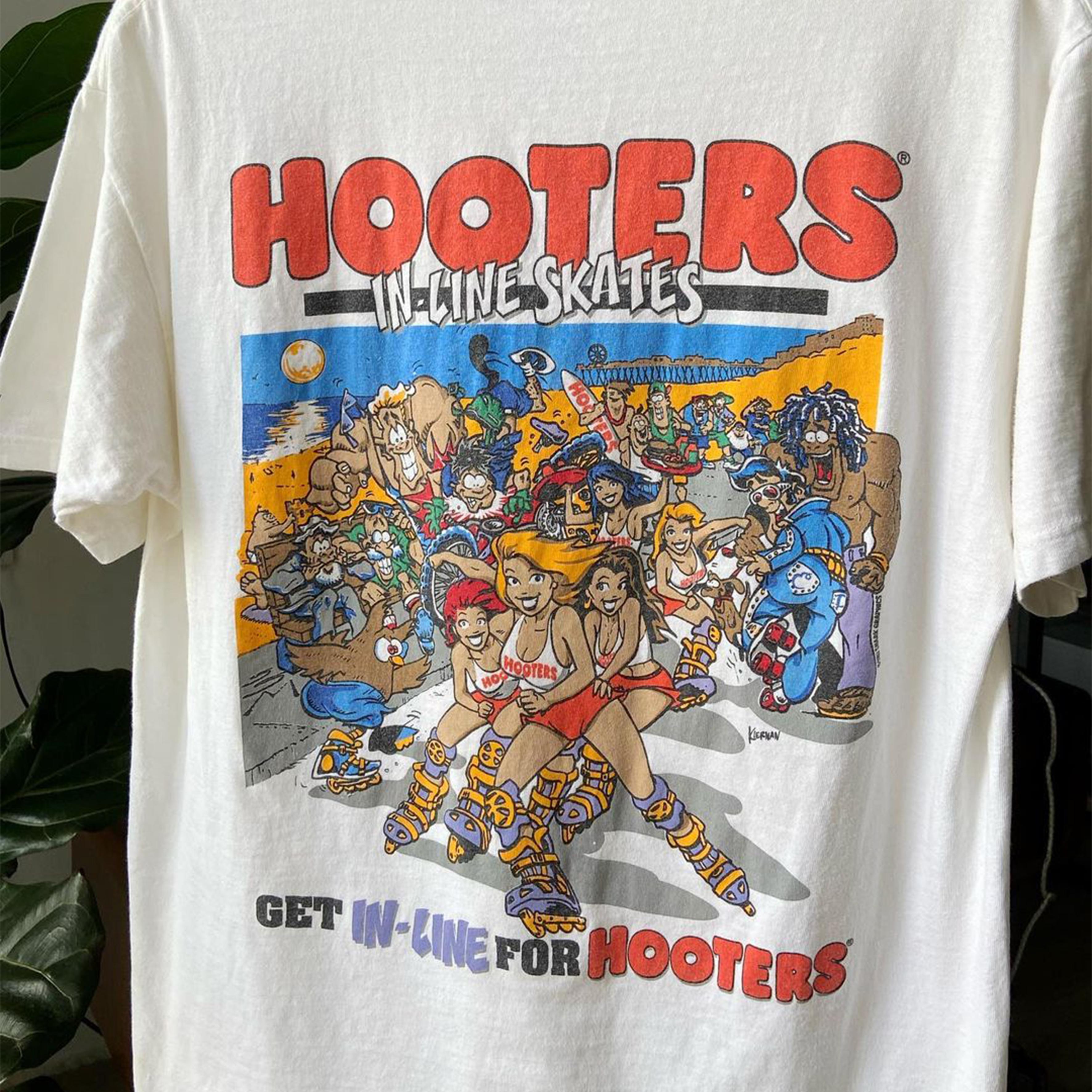 Hooters Golf Club In Line Skates Unisex T-Shirt