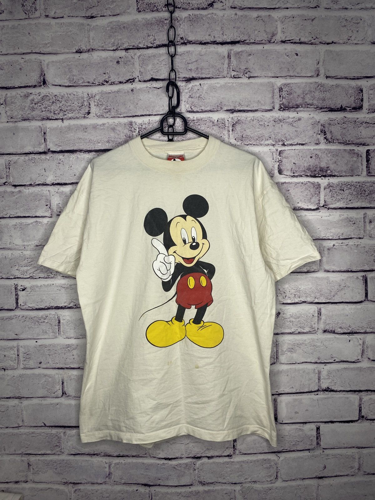 MENS Vintage 90s Disney Micky Mouse big logo Tshirt, Shirt Outfit, Gifts For Men, Gifts For Women