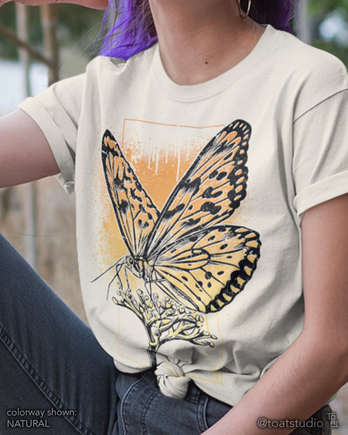 Monarch Butterfly Unisex T-shirt, Butterfly Artwork, Winged Insect, Insect Graphic Tee, Vintage Style, Nature Lover Shirt, Butterfly Species