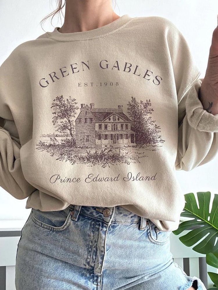 Green Gables Vintage Statue Print Sweatshirt