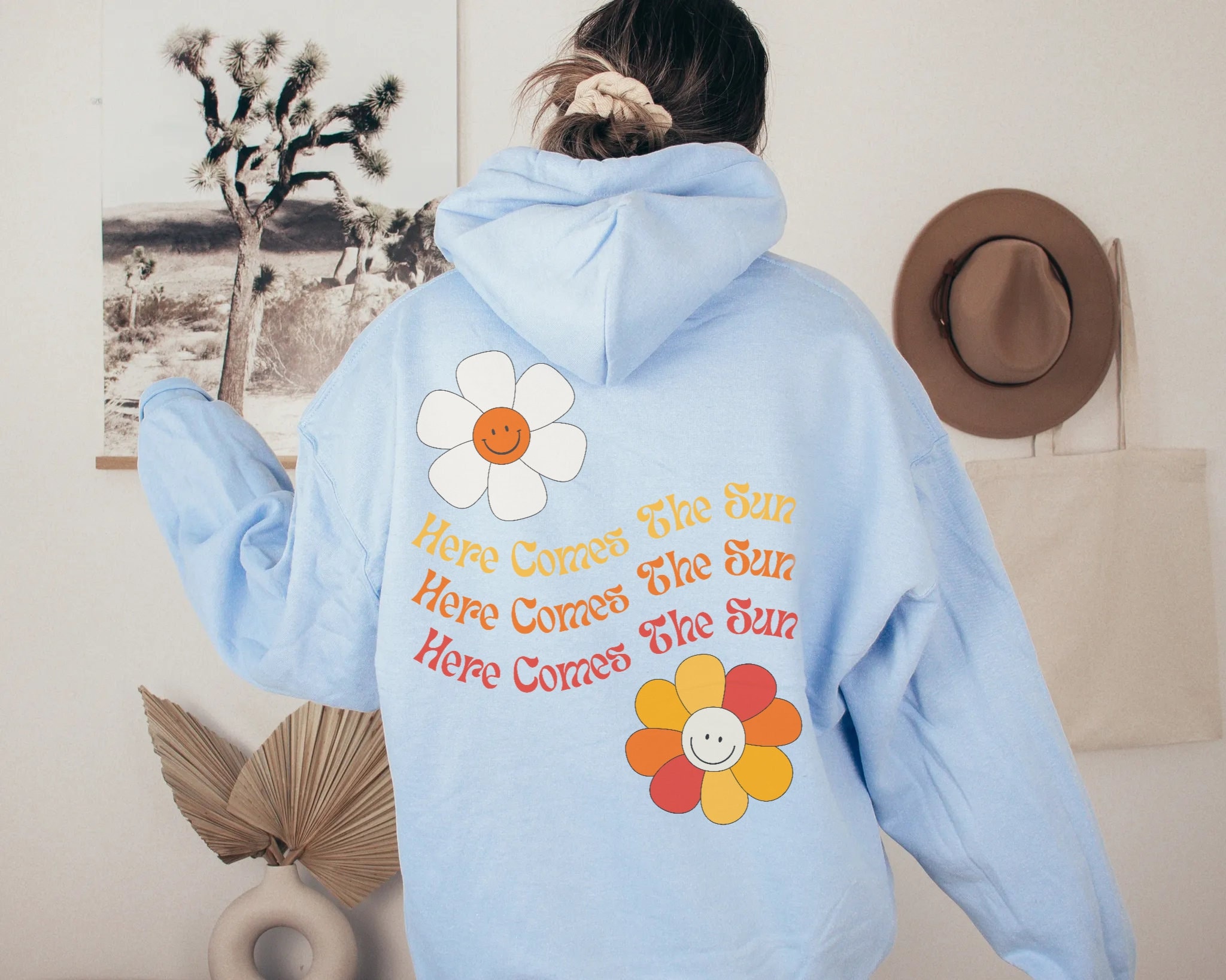 Here Comes the Sun Hoodies with Words on Back Trendy Hoodie Tumblr Sweatshirt Oversized Hoodie Back Side Only Aesthetic Clothes Preppy Style