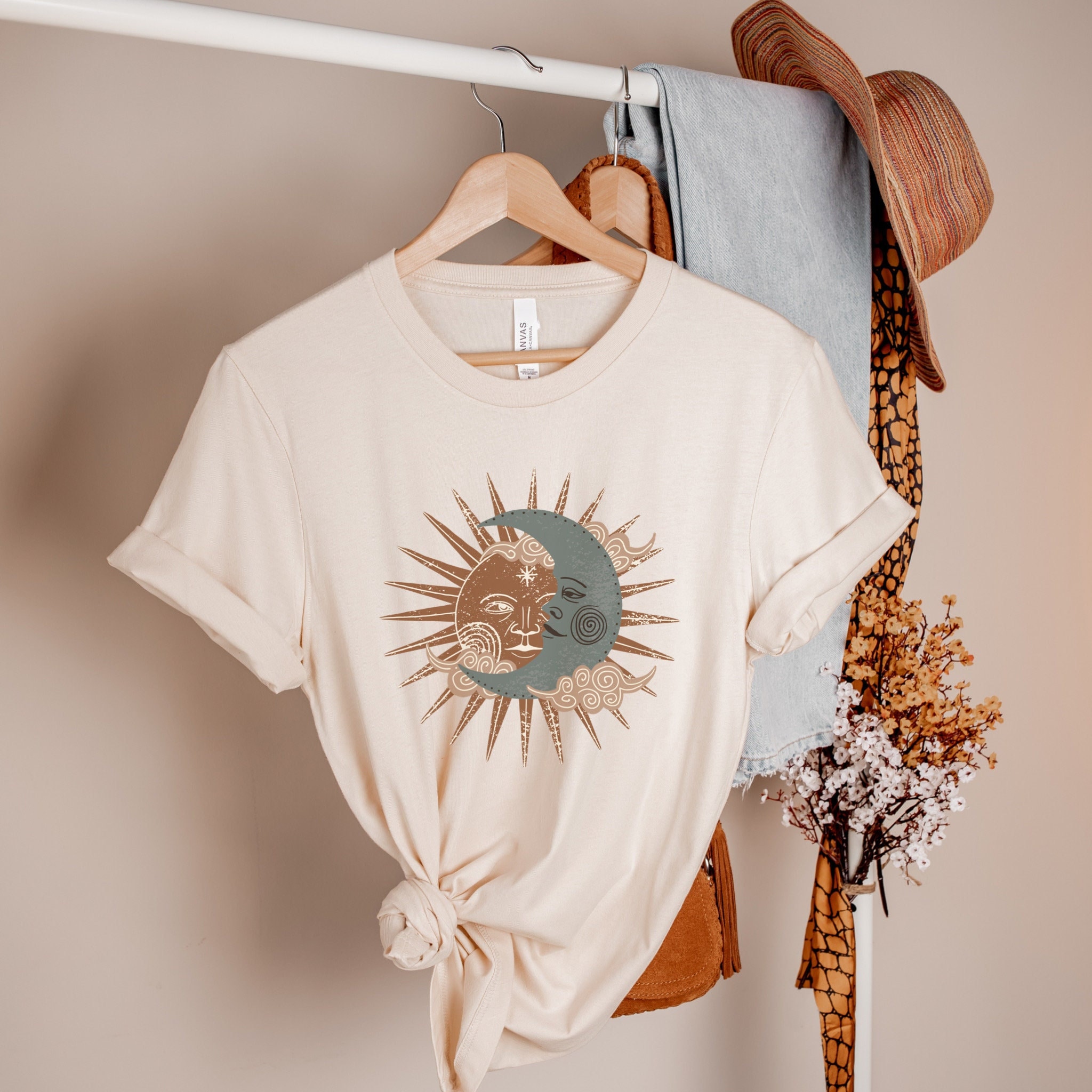 Boho Sun and Moon Shirt Celestial Tshirt Indie Clothing Bohemian Shirts Aesthetic Clothes Vintage Sun Shirt Ladies Graphic Tee Trendy Tees