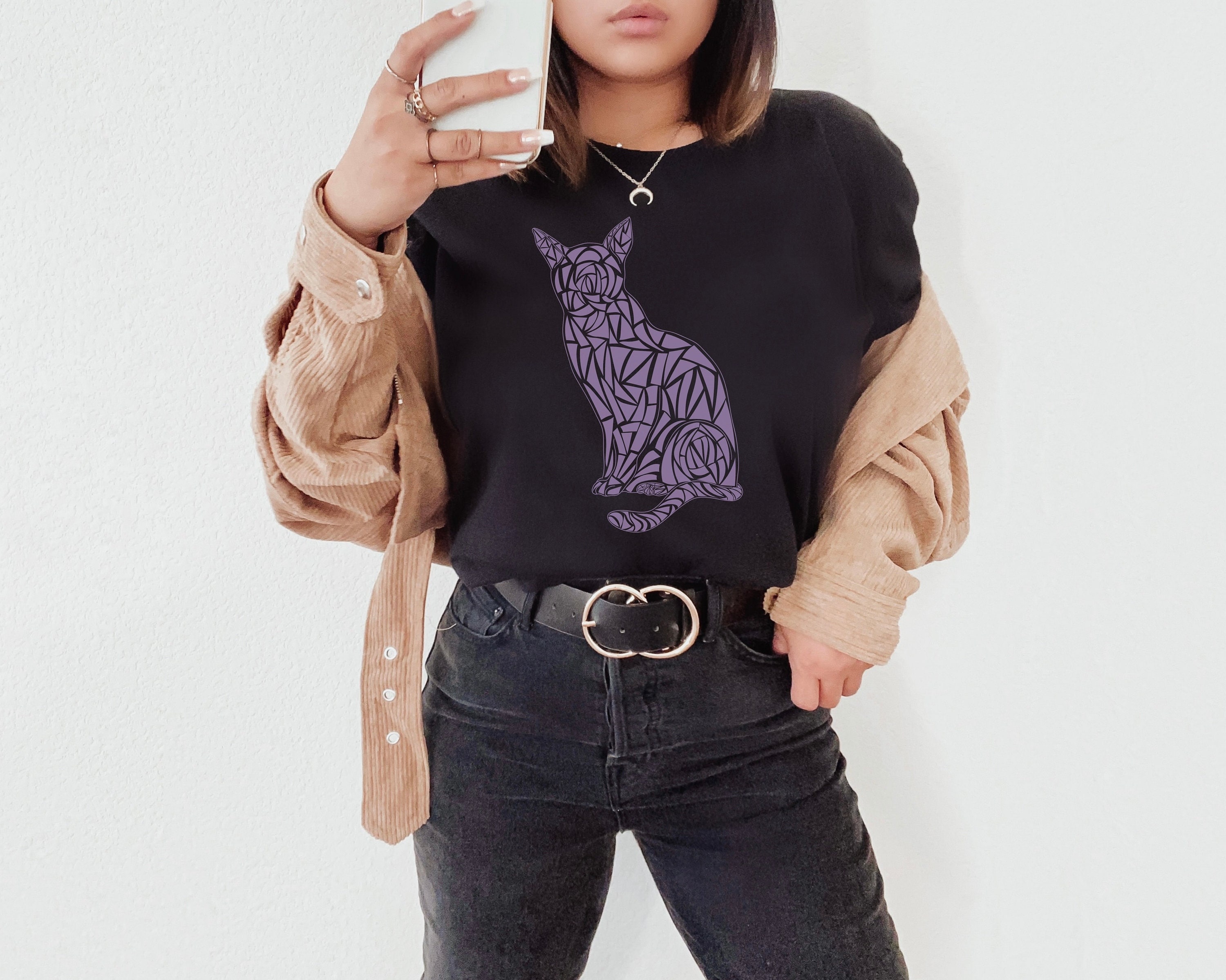 Cat Shirt Women Vintage Cat Tshirt Cat and Crystals Shirt Cute Cat Shirt Purple Cat Shirt Cat Lover Gift Distressed Cat Graphic Tee Kittens