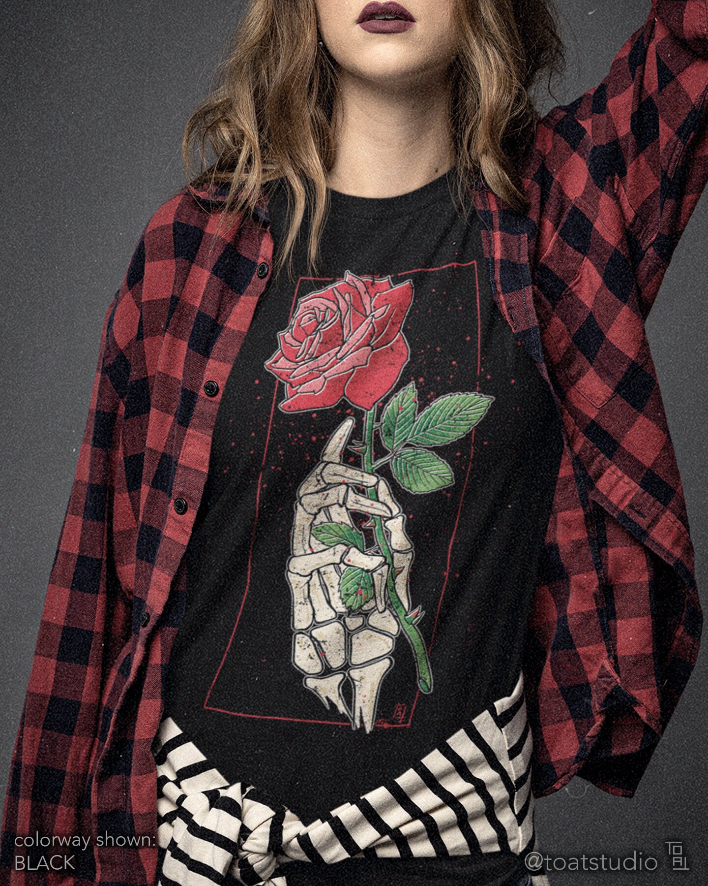 Skeleton Holding Rose Unisex T-shirt, Scary and Spooky Skeleton, Single Rose Drawing, Y2K Grunge Goth Apparel, Anatomical Art, Vintage Rose