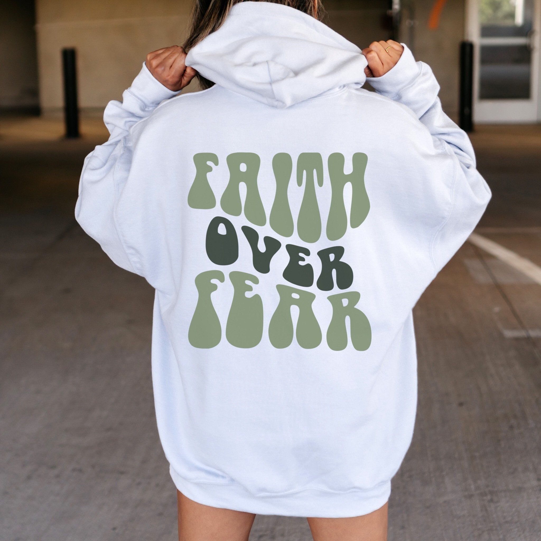 Faith Over Fear Christian Hoodie Trendy Religious Sweatshirt Preppy Hoodie VSCO Hoodie Tumblr Hoodie Oversized Sweatshirt Aesthetic Clothes