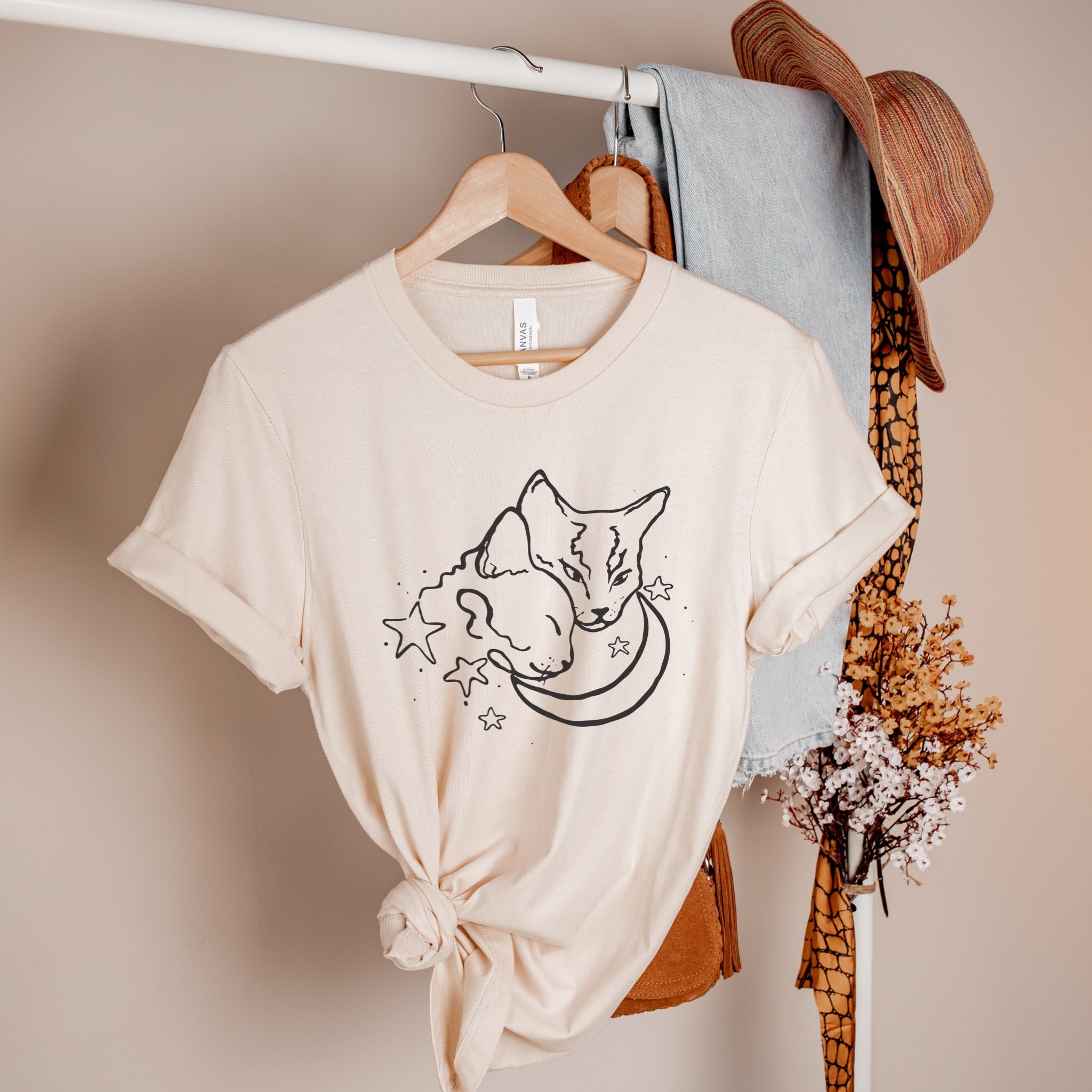 Celestial Cat Shirt Vintage Cat Tshirt Aesthetic Clothes Moon and Stars Shirt Trendy Shirts Vintage T shirt Cat Moon Cat Mama Witchy Clothes