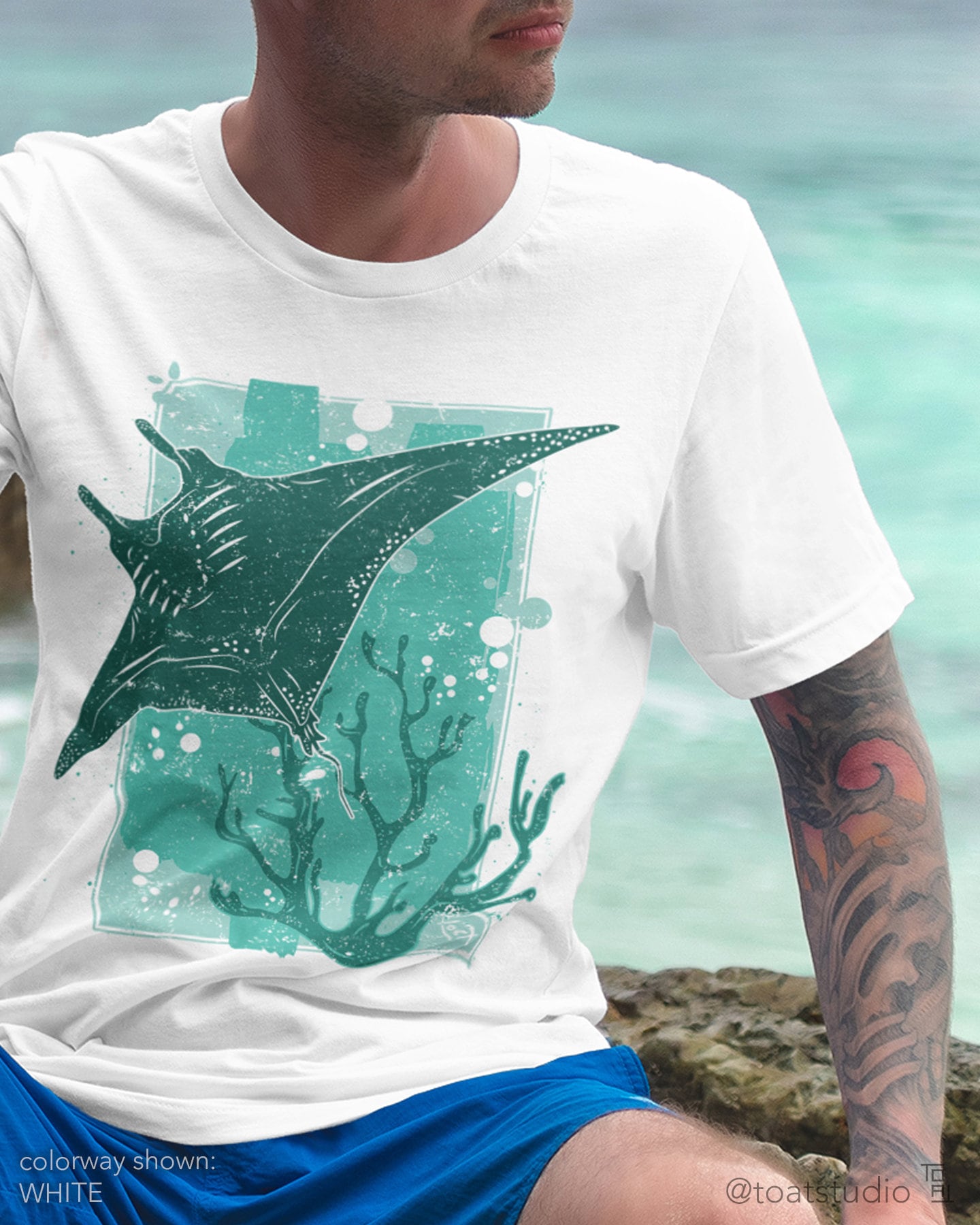 Manta Ray Unisex T-shirt, Sting Ray Silhouette , Marine life, Aquatic wildlife, Coral Reef, Save the Planet Jersey Tshirt