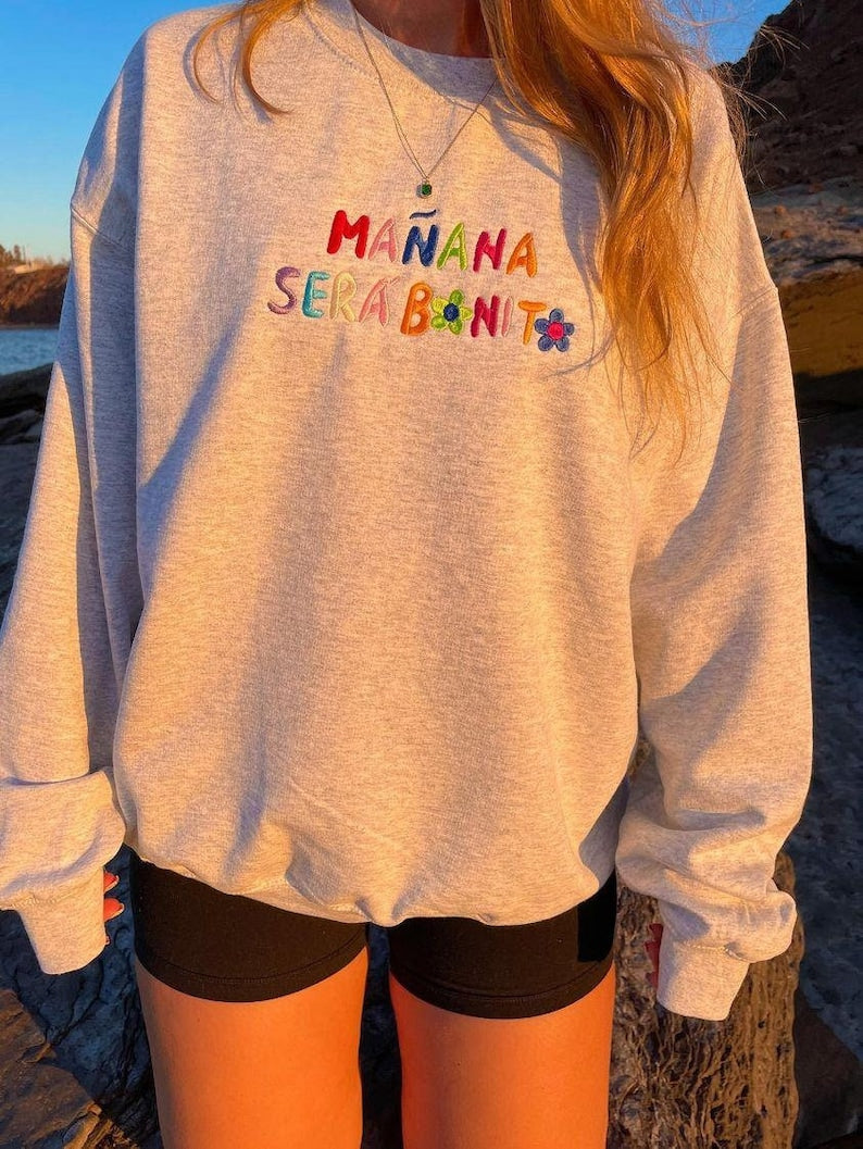 Mañana Será Bonito Embroidered Crewneck Sweatshirt