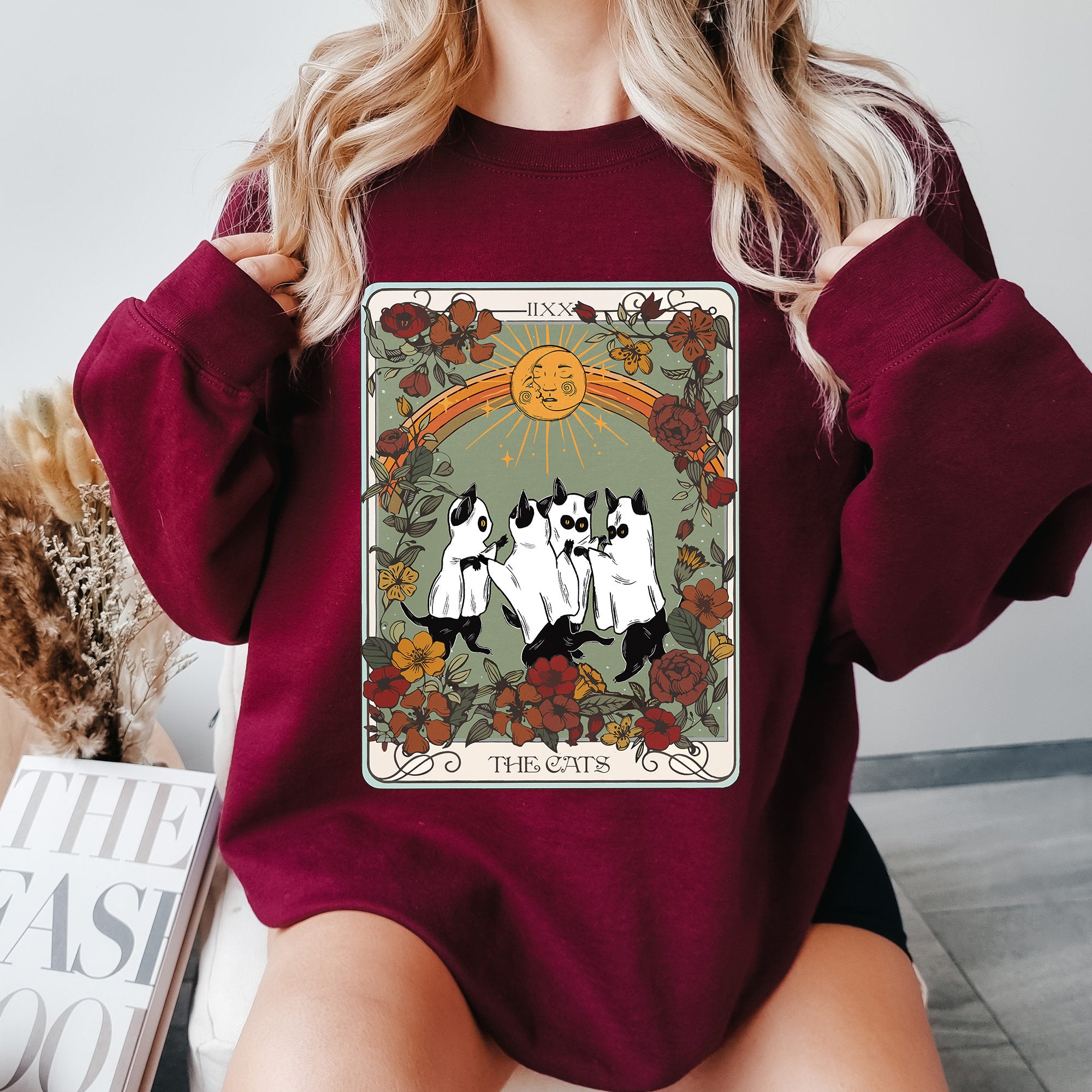 Vintage Dancing Cat Tarot For Halloween Sweatshirt